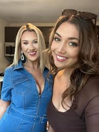 We're a pkg deal 😉 Hello from Nashville! Taylor Whartnaby Tv