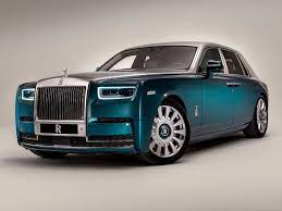 From the world's pinnacle motor car phantom to the bold attitude of black badge and beyond. In The Uae Rolls Royce With 3 000 Shimmering Feathers Auto News Gulf News