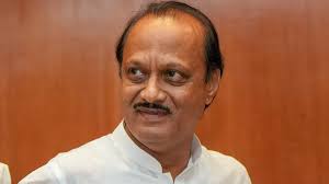 Maharashtra Politics Congress said 40 MLA of Mahayuti in contact what said  Ajit Pawar faction