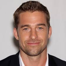 Актеры, режиссеры и продюсеры фильма Незнакомцы