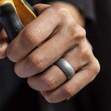 Wish 7 Colors Set Silicone Finger Ring Size 7 13 Flexible Hypoallergenic Crossfit Engag Silicone Wedding Ring Men Silicone Wedding Rings Rubber Rings Wedding