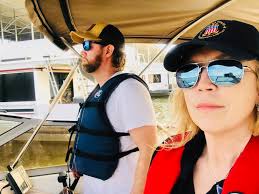 Are you ready? Schedule your Open Water Course with me. I come to your boat.