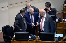 La votación había quedado suspendida luego de que la oposición se retirara del pacto impulsado por la democracia cristiana y la moneda, sobre avanzar en el trámite. Que Es Terrorismo La Discusion Que Se Viene Tras La Aprobacion De La Ley Corta En El Senado Y Que Volvera A Tensionar A La Oposicion El Libero