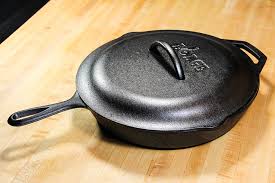 Free shipping on orders of $35+ and save 5% every day with your target redcard. Lodge Cast Iron Dutch Oven