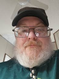 Faceting whilst vending in Tucson!