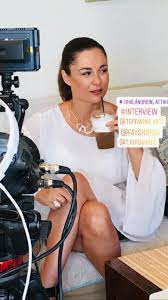 Οι δύο ηθοποιοί µιλούν για τη συνεργασία τους στην καθηµερινή σειρά του σκαϊ και την τηλεοπτική χηµεία τους, αποκαλύπτουν εξελίξεις που έρχονται στην πορεία του σίριαλ, εξηγούν γιατί επέλεξαν ένα διάστηµα αποχής από. 8aleia Matika Mia Apo Tis Prwtes Kalesmenes Ths Faihs Skorda Newspistol Eidhseis Me Ypografh Xarhs Lempidakhs