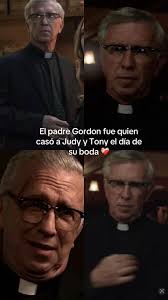 Padre Gordon Escena Iglesia