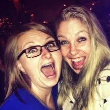 Samantha Kelch's Instagram, Twitter & Facebook