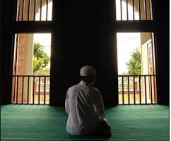 Tentang sikap terhadap orang yang berbeda pendapat. Isi Kandungan Dan Perilaku Yang Tercermin Q S Yunus Ayat 40 41 Kita Punya