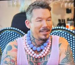 David Bromstad's Pearl Fashion Trend Discussion