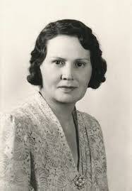 Alice Anderton's Instagram, Twitter & Facebook