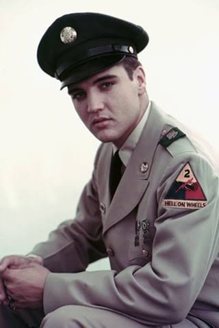Elvis History | 1958-1961 | Graceland