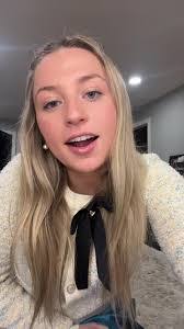 Savannah Fields's Instagram, Twitter & Facebook