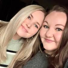 Kaylee Himes and Jonathan Chapman's Wedding Website