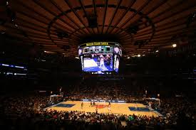 For some concerts, like the billy joel residency shows, all seats in the arena are available to fans, even those behind the stage. Kaum Glanz Wenig Gloria Der Madison Square Garden Sportpassion De