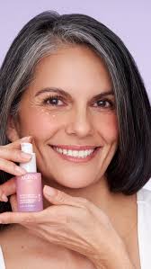 Last year I was asked to do a modeling campaign for @alpynbeauty for a new  product launch and I’ve been hooked ever since! All their products are  clean products and are available at @sephora as well ...