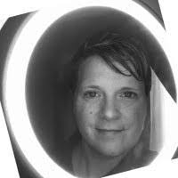 Melanie Hummer's Instagram, Twitter & Facebook