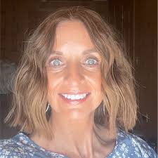 Sonja Hobbs's Instagram, Twitter & Facebook