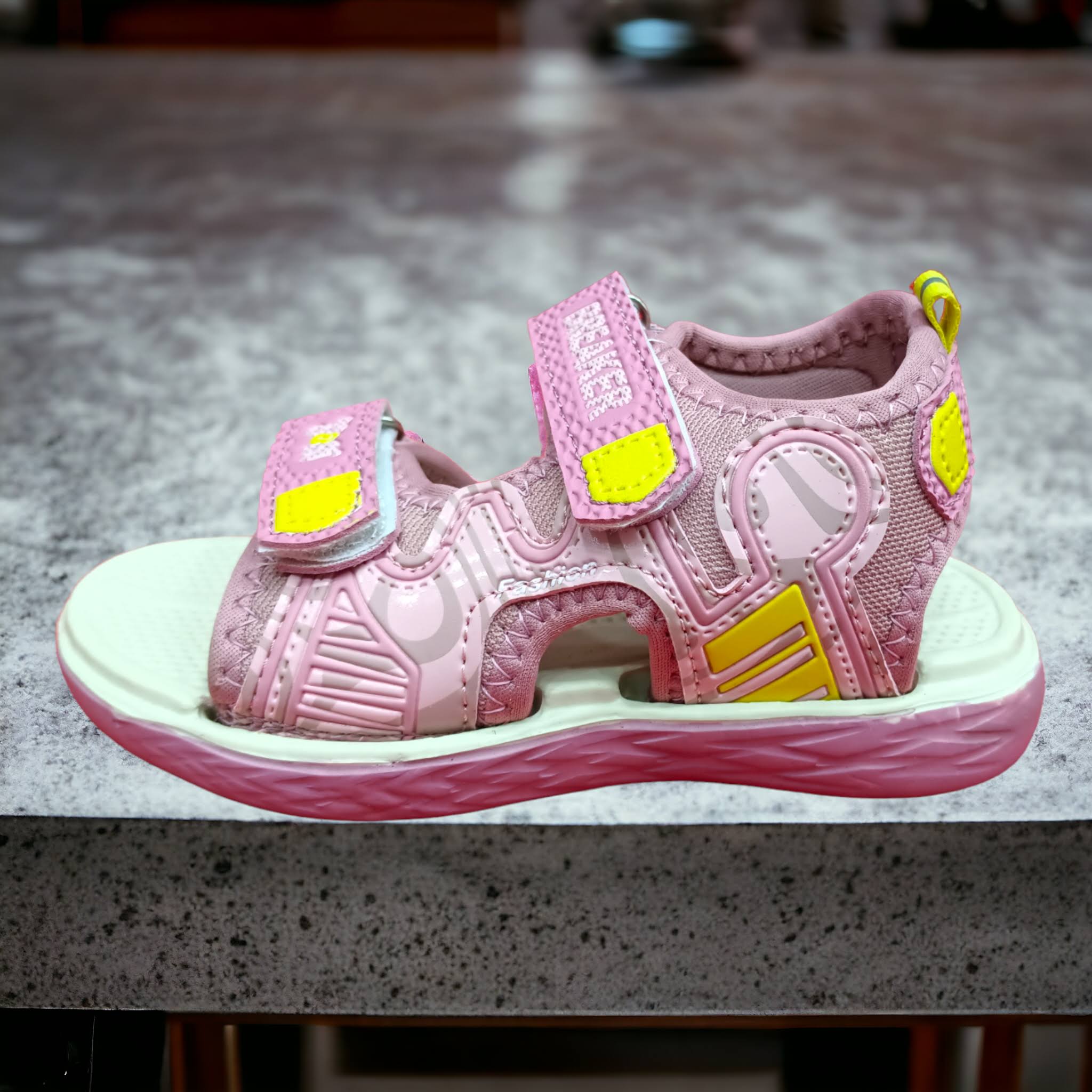 Girl's Casual Sandal Extra Looking product image