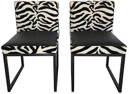 The zebra side chair has an ample tightly upholstered seat and back with no welt on the frame. Zebra Desiron Dining Chairs Frg Objects Design Art