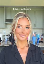 Bright and Matte Bridesmaid Makeup for Weddings