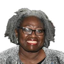 Nana Davies's Instagram, Twitter & Facebook