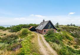 Good sea fishing all year. Schones Ferienhaus Mit Kaminofen Dicht Am Fjord Esmark
