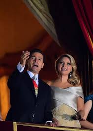 El expresidente mexicano recurrió a sus redes sociales para hacer el anuncio. Angelica Rivera Enrique Pena Nieto S Wife 5 Fast Facts Heavy Com