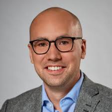 Amanda Machado Weber