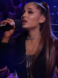 Ariana y TAVO brillan en Objetivo Fama con 'Entre paréntesis'