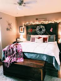 Christmas bedroom decorating ideas pinterest. Pinterest R A C H E L Insta Rachelschoen Christmas Room Decor Holiday Room Decor Holiday Room