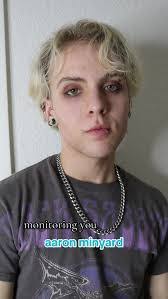 Andrew Ammons's Instagram, Twitter & Facebook