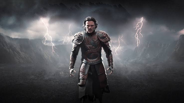 How 'Dracula Untold's' New Ending Could Tie Into Universal's Monster  Universe