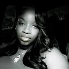 Sharon Black's Instagram, Twitter & Facebook