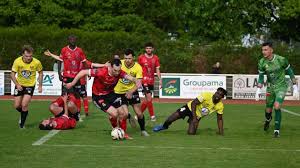 Photo Football - Régional 1. Sans complexe face à Trélissac Thouars veut ...