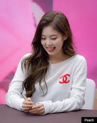#jennie #cutecompilationjennie hi everyone plss support my youtube.and plss like and share this video.thank y'all 😘. Jennie Wallpaper Posted By Samantha Walker