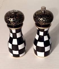 Black And White Checkered Salt And Pepper Shakers Salt Pepper Set Painted Salt Pepper Set Pepper Grinder Salt And Pepper Set Painted Vases Hand Painted Furniture