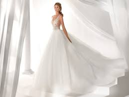 Moda Sposa 2019 Collezione Nicole Niab19008 Abito Da Sposa Nicole Amazing Wedding Dress Wedding Dresses Designer Wedding Dresses
