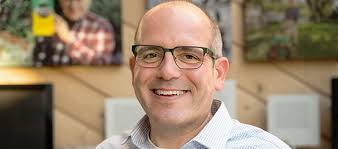 ScottsMiracle-Gro: Providing leadership for the lawn and garden industry.