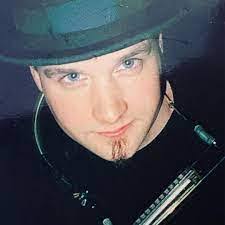 Frank Morey's Instagram, Twitter & Facebook