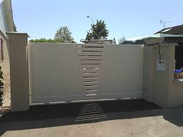 Il existe 2 types d'ouverture de portail : Portails Acier Lyon Portails Aluminium Lyon Mions Portail