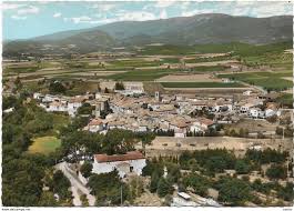 C'est dans la vallée d'aigues, adossé au flanc sud du grand luberon que se situe la commune de la bastide des jourdans. Sonstige Gemeinden D84 La Bastide Des Jourdans Vue Generale Aerienne Au Fond Le Massif Du Luberon Cpsm Dentelee Colorisee Grand Format