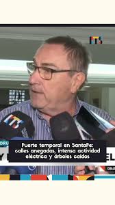 #AHORA #RTSnoticias, Fuerte temporal en #SantaFe: calles anegadas, intensa  actividad eléctrica y árboles caídos, 🎙️Luis Cabal, Dir. de Gestión de  Riesgo de @_SantaFeCapital dijo que, "Para nosotros ...