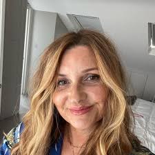 Joanne Michael (@itsjoannemichael) • Instagram photos and videos