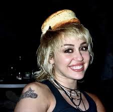 Nothing fills my heart more than that smile! 🫶 Your happiness means  everything to us @mileycyrus 🥹❤️