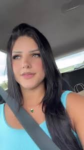 Sandra Oliveira's Instagram, Twitter & Facebook