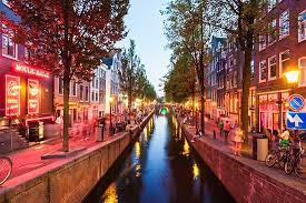 Heeft u ons een bericht gestuurd en. Sollte Man Unbedingt Nachts Besuchen Red Light District Amsterdam Reisebewertungen Tripadvisor