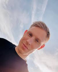 Adrian (@adrian__wolf__) • Instagram photos and videos