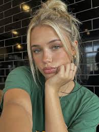 Sexy legs 💋💋✨️👍