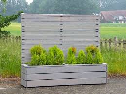 Pflanzkasten Holz Lang Mit Sichtschutz Lange 212 Cm Hohe 180 Cm Oberflache Transparent Geolt Grau Sichtschutzt Wood Trellis Patio Planters Outdoor Decor